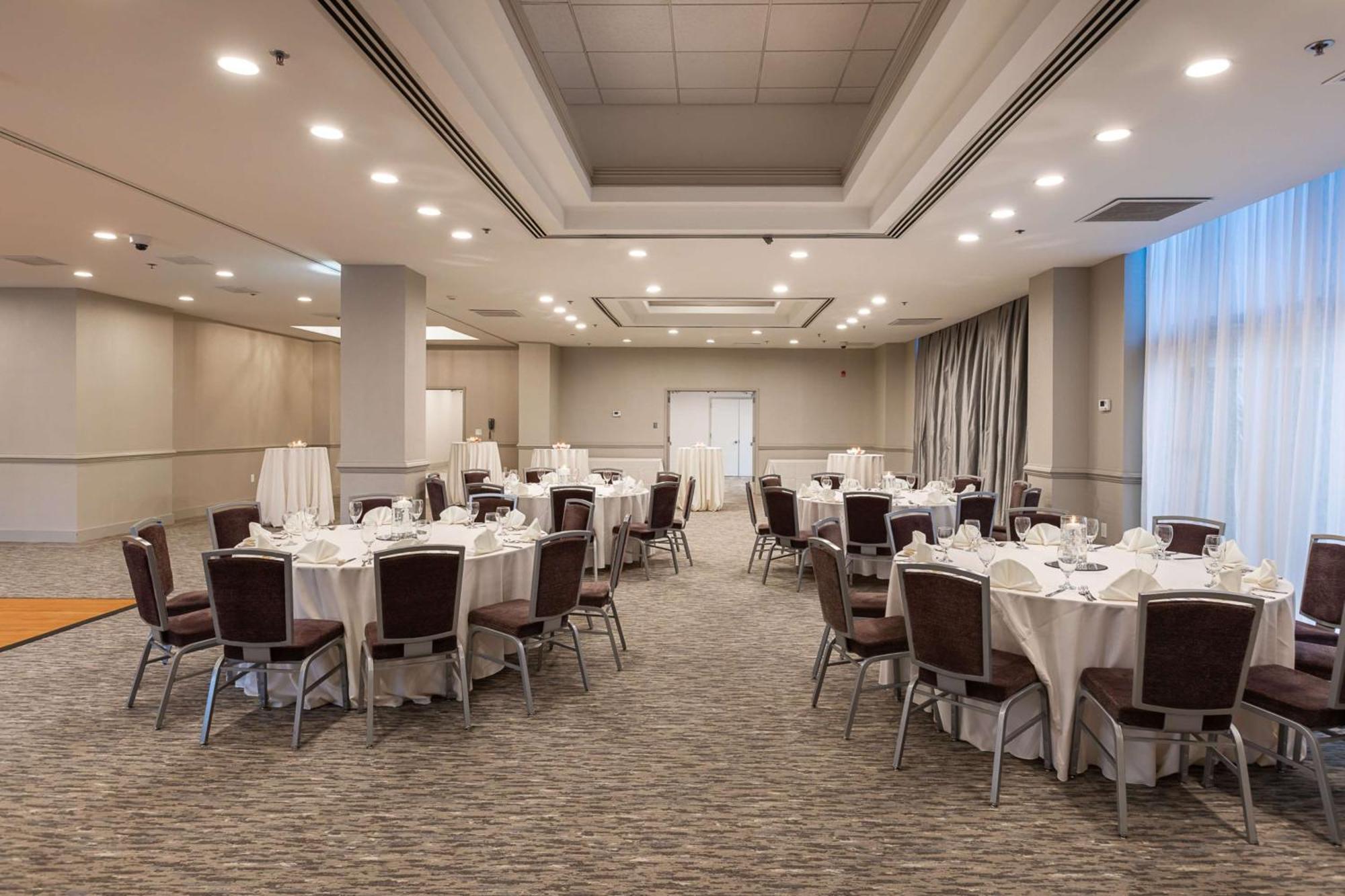 Inn At The Colonnade Baltimore - A Doubletree By Hilton Hotel Exteriör bild